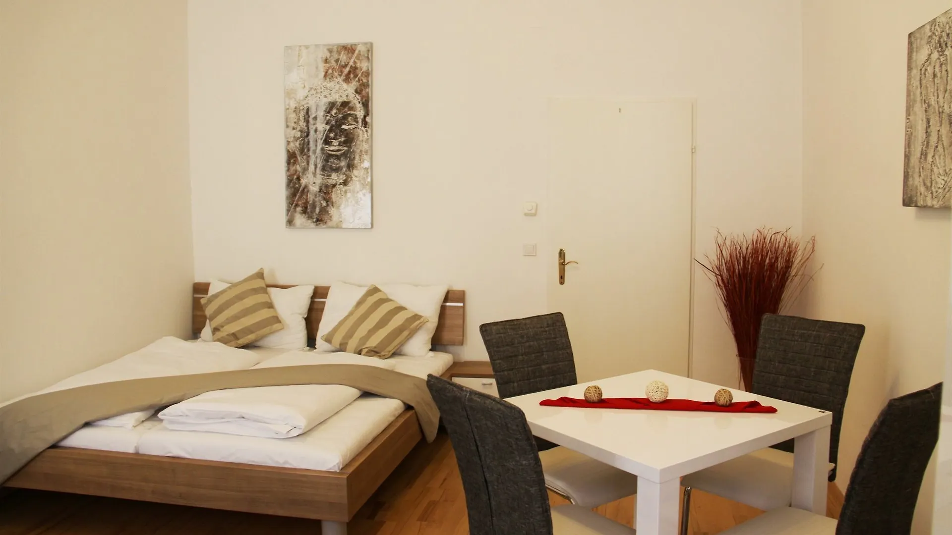Checkvienna Apartment Khunngasse